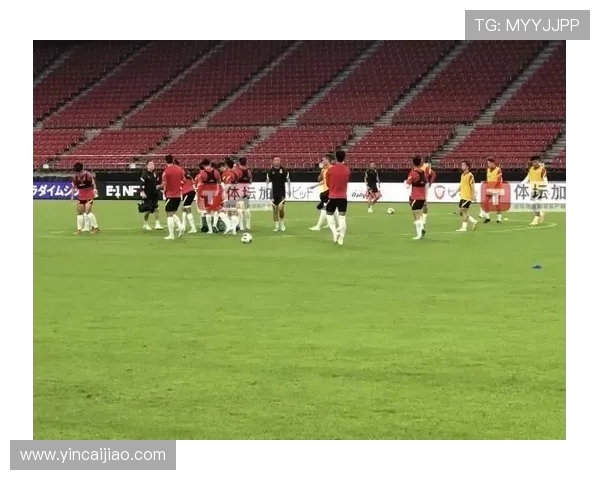 国足鏖战九十分钟顽强逼平劲旅展现新时代中国足球拼搏精神