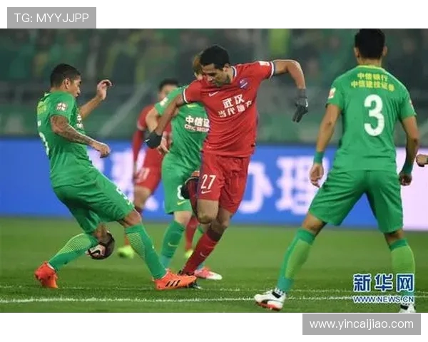 国安与重庆激战回顾精彩瞬间与战术分析全景呈现 国安与重庆激战回顾精彩瞬间与战术分析全景呈现